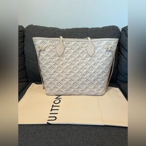 ✨ Louis Vuitton Empreinte Stardust Neverfull ✨
